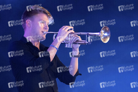 Konzert von Robin Leon in Düsseldorf