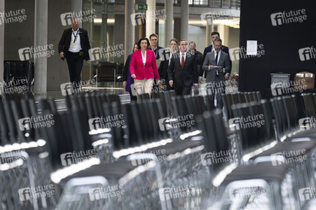 Pressekonferenz zur Weltraumsicherheitsstrategie der Bundesregierung in Berlin