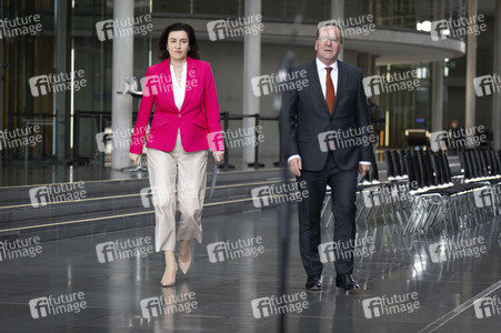 Pressekonferenz zur Weltraumsicherheitsstrategie der Bundesregierung in Berlin