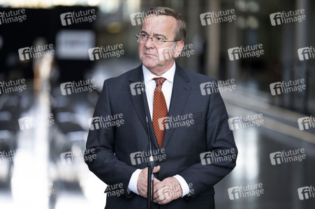 Pressekonferenz zur Weltraumsicherheitsstrategie der Bundesregierung in Berlin
