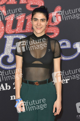 Filmpremiere 'Song Sung Blue' in Berlin