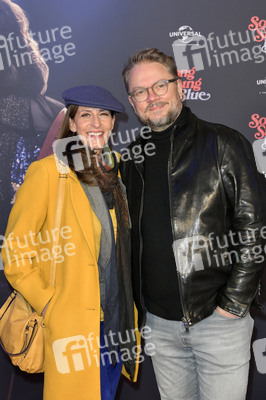 Filmpremiere 'Song Sung Blue' in Berlin