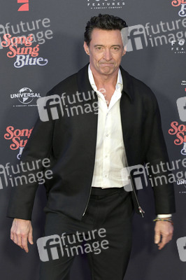 Filmpremiere 'Song Sung Blue' in Berlin