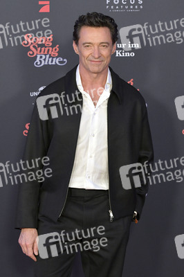 Filmpremiere 'Song Sung Blue' in Berlin