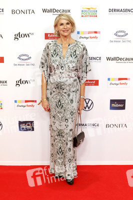 Goldene Bild der Frau 2025 in Hamburg