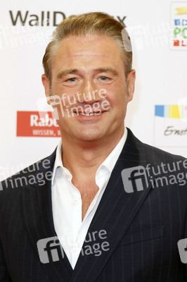 Goldene Bild der Frau 2025 in Hamburg