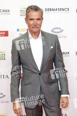 Goldene Bild der Frau 2025 in Hamburg