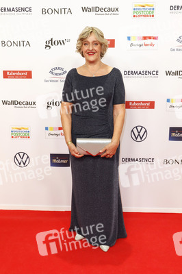 Goldene Bild der Frau 2025 in Hamburg