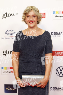 Goldene Bild der Frau 2025 in Hamburg