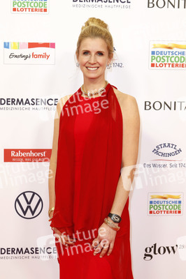 Goldene Bild der Frau 2025 in Hamburg