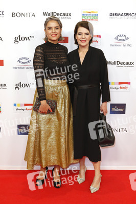 Goldene Bild der Frau 2025 in Hamburg