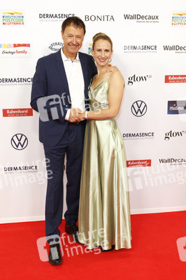 Goldene Bild der Frau 2025 in Hamburg