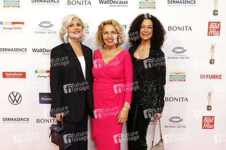 Goldene Bild der Frau 2025 in Hamburg