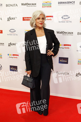 Goldene Bild der Frau 2025 in Hamburg