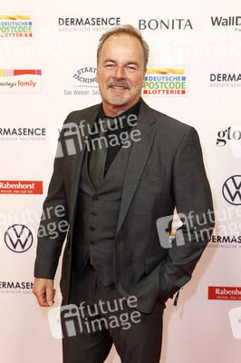 Goldene Bild der Frau 2025 in Hamburg