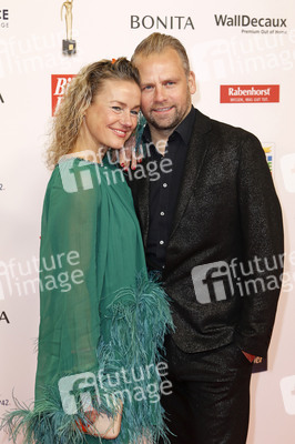 Goldene Bild der Frau 2025 in Hamburg