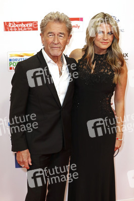 Goldene Bild der Frau 2025 in Hamburg