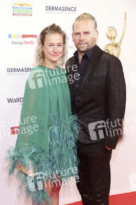 Goldene Bild der Frau 2025 in Hamburg