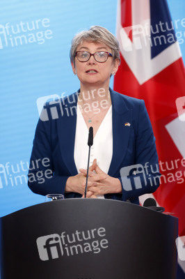 Pressekonferenz mit Johann Wadephul und Yvette Cooper in Berlin