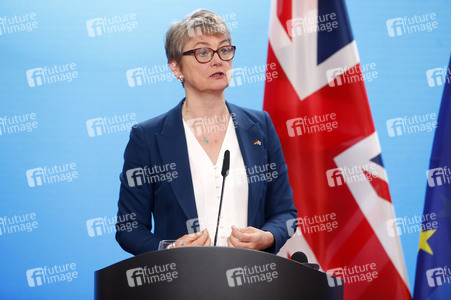 Pressekonferenz mit Johann Wadephul und Yvette Cooper in Berlin