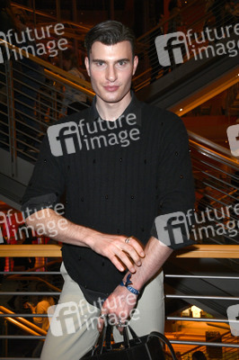 Showpremiere 'Cirque du Soleil - Alize' in Berlin