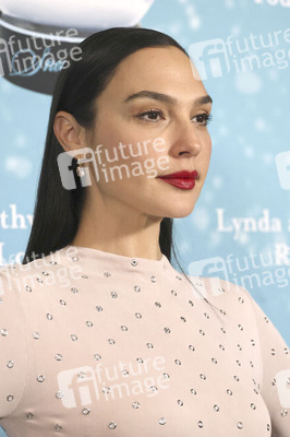 Women's Guild Cedars-Sinai Fall Snow Ball Gala in Beverly Hills