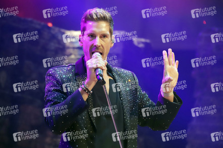 Schlagerwahn auf der Reeperbahn in Hamburg