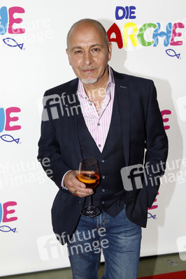 Jubiläumsfeier 30 Jahre 'Die Arche' in Berlin