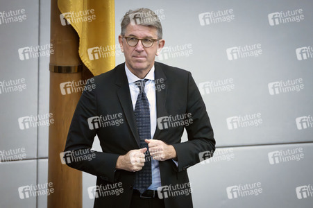 42. Sitzung des Deutschen Bundestages in Berlin