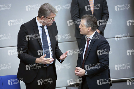 42. Sitzung des Deutschen Bundestages in Berlin