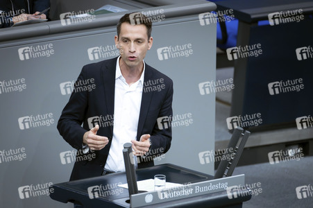 42. Sitzung des Deutschen Bundestages in Berlin