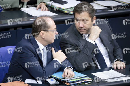 43. Sitzung des Deutschen Bundestages in Berlin