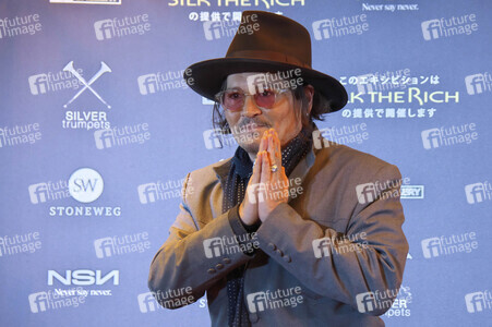 Ausstellung 'A Bunch of Stuff -Tokyo' von Johnny Depp in Tokio