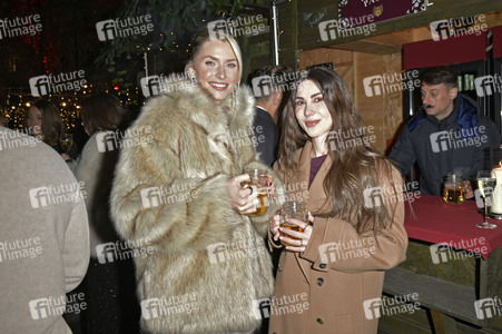 Magical Christmas Ball von LeGer by Lena Gercke in Berlin