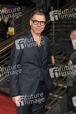 Festival Opening und Filmpremiere 'Sentimental Value', Around the World in 14 Films Weltkinofestival 2025 in Berlin