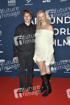 Festival Opening und Filmpremiere 'Sentimental Value', Around the World in 14 Films Weltkinofestival 2025 in Berlin