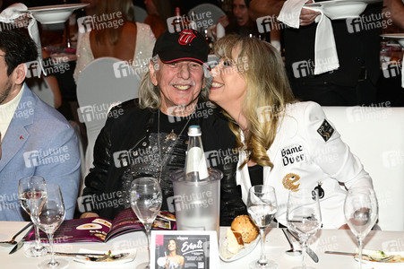 Premiere der Dinnershow 'Moments 3' in Dresden