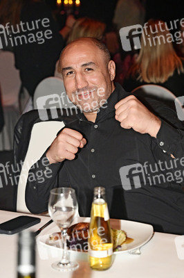 Premiere der Dinnershow 'Moments 3' in Dresden