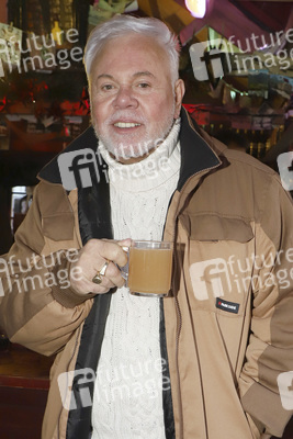Taco und Thorsten Laussch auf dem Weihnachtmarkt in Hamburg