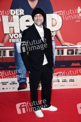 Filmpremiere 'Der Held vom Bahnhof Friedrichstraße' in Berlin