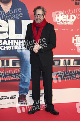 Filmpremiere 'Der Held vom Bahnhof Friedrichstraße' in Berlin