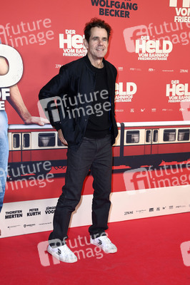 Filmpremiere 'Der Held vom Bahnhof Friedrichstraße' in Berlin