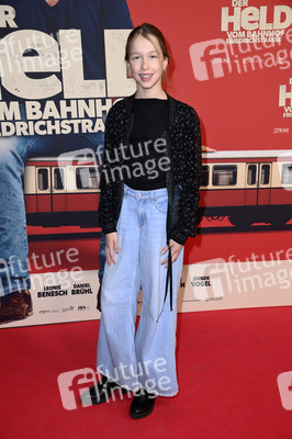 Filmpremiere 'Der Held vom Bahnhof Friedrichstraße' in Berlin