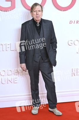 Filmpremiere 'Goodbye June' in London