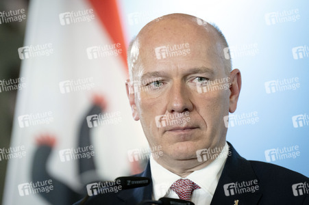 Antrittsbesuch von Bundeskanzler Friedrich Merz im Roten Rathaus in Berlin