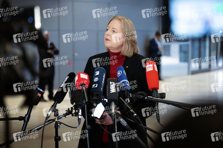 48. Sitzung des Deutschen Bundestages in Berlin