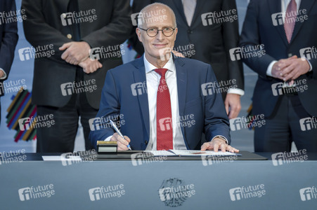 Unterzeichnung der Vereinbarung zur Olympiabewerbung in Berlin