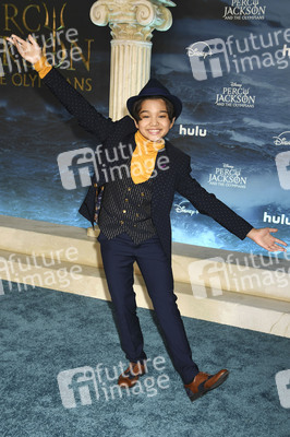 Season2 Premiere 'Percy Jackson: Die Serie' in Los Angeles