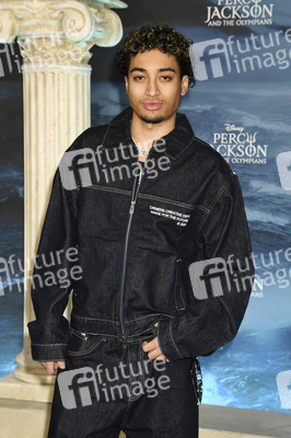 Season2 Premiere 'Percy Jackson: Die Serie' in Los Angeles