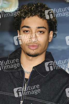 Season2 Premiere 'Percy Jackson: Die Serie' in Los Angeles